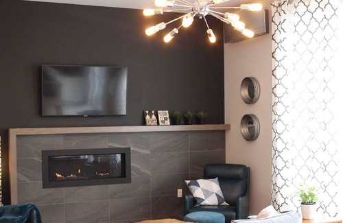 Bedford House | Urban Oasis w/ Heated Pool & Hot Tub & 3 Tier Deck