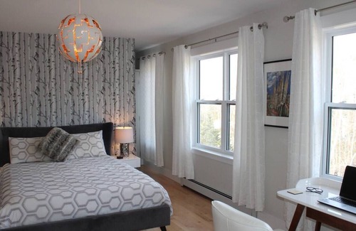 Bedford House | Urban Oasis w/ Heated Pool & Hot Tub & 3 Tier Deck