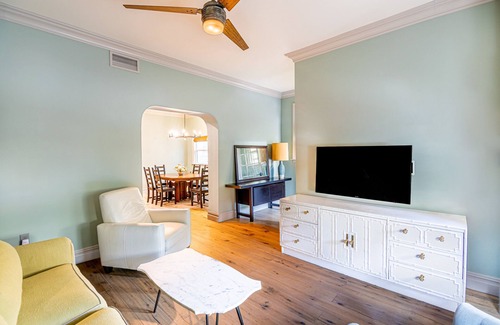 Weehawken House | Urban Oasis: A Unique Retreat with Family-Friendly Amenities