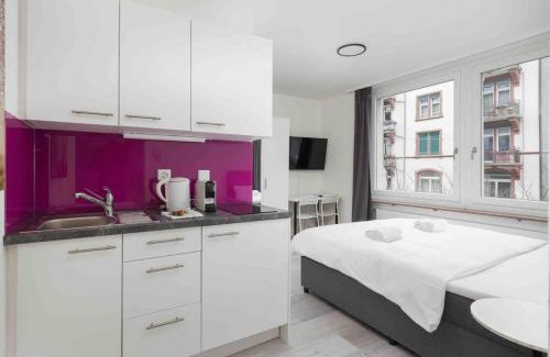 Sihlfeld Apartment | Urban Oasis with Queen Bed and Scenic View for Families