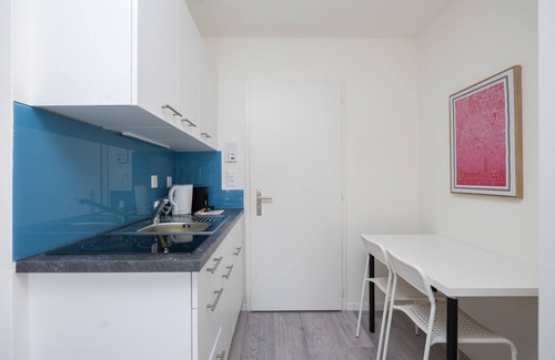 Sihlfeld Apartment | Urban Oasis: Queen Bed with Scenic City Views