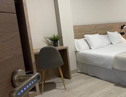 Catasol Hotel | Urban Pensión: Guest Rated 9.8 & Family-Friendly Stay