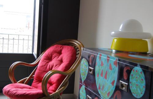 Old Town Bed & Breakfast | Family-Friendly Urban Pop 2 BnB with Kitchen Access