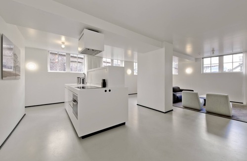 Binnenstad Apartment | Prime Urban Residences Maastricht: 4-Star Retreat with Spa