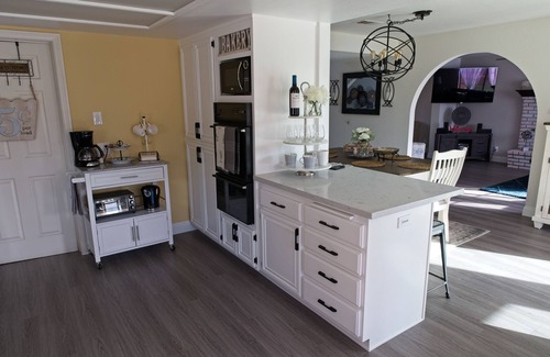 Cathedral City House | Top-Rated Urban Retreat with Ocean View & Spa Amenities