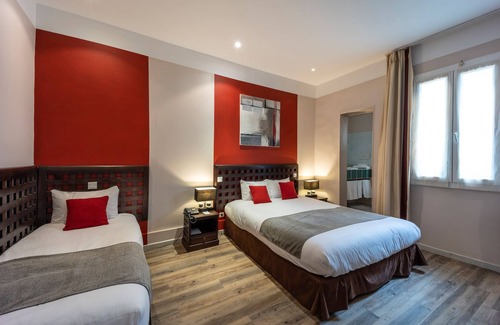 Carpentras Hotel | Discover Comfort at Best Western Le Comtadin with Pool & Breakfast