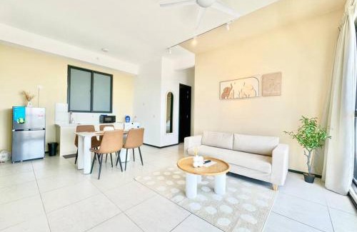 George Town Apartment | Urban Suites with Pool & Child-Friendly Amenities