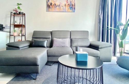 George Town Apartment | Modern Urban Suites with Pool & Hot Tub - Komtar View