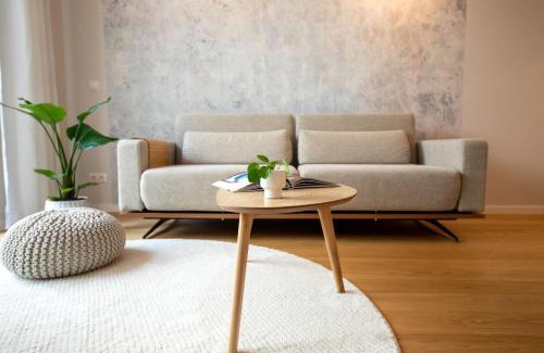 Ottakring Apartment | Prime Urban Unit Near City Center - Rated 9.8/10