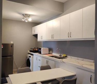 Taman Seri Gombak Apartment | Cozy Urban360 Studio with Netflix, Wi-Fi, and Pool Access