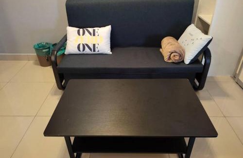 Taman Seri Gombak Apartment | Cozy Urban360 Studio with Netflix, Wi-Fi, and Pool Access