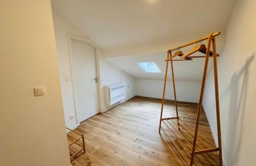 Saint-Laurent Apartment | Urban Retreat: Family-Friendly Evasion 3D Apartments