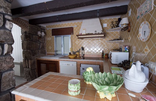 La Ponderosa de la Sierra Ski Chalet | Unforgettable Stay at Urbanización La Ponderosa: 10/10 Rated