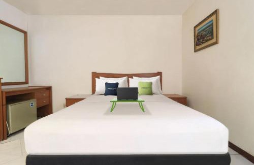 Kemang Hotel | Budget-Friendly Stay at Urbanview Hotel Mroom PH