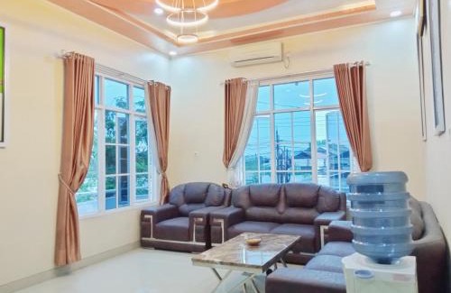 Tegal Hotel | Discover Urbanview Hotel Rifal Home Tegal for Families
