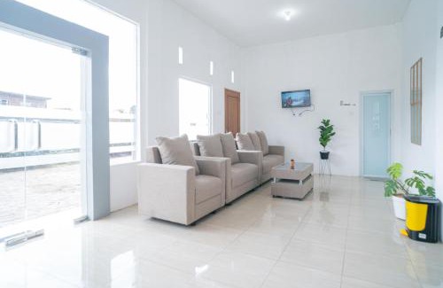Batu Hotel | Budget-Friendly Stay at Urbanview Hotel Sky Batu Malang