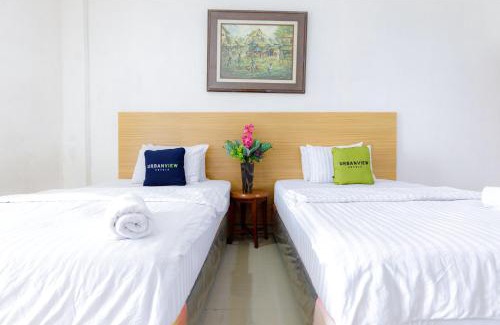 Bekasi Hotel | Budget-Friendly Urbanview SRB Cibubur with Family Amenities
