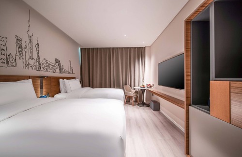 Yangpu Hotel | Unforgettable Stay at Urcove by Hyatt Shanghai Wujiaochang