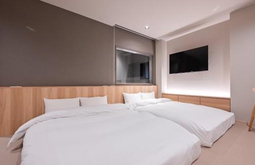 Ureshino Hotel | Relax at Ureshino Onsen Yadoya Uchiroji with Hot Tub & Dining