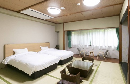 Ureshino House | Relax at Ureshino Onsen Yusyuku Sarayama: Spa & Hot Tub