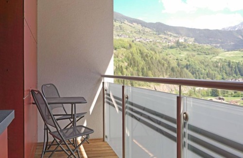 Fliess Apartment | Guest Rated 10/10: Urgbach Apart with Lake View & Spa