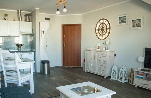 Darlowko Apartment | Relax at Apartment Milena, Your Family Retreat by the Sea