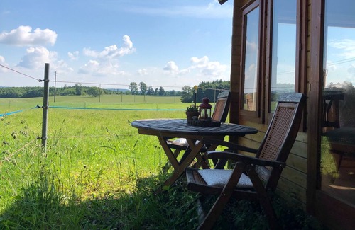 Unterallgau Cabin | Family-Friendly Getaway at Nikolinenhof - Kid-Approved Stay
