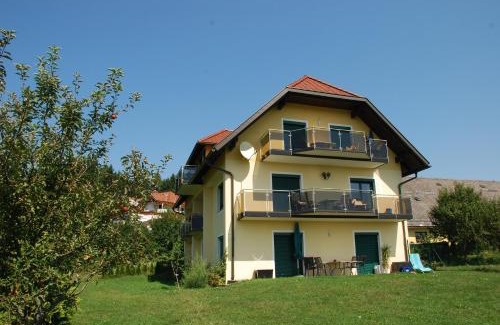 Krumpendorf am Woerther See Apartment | Pet-Friendly Getaway at Appartements Pirkhof - 9/10 Rated