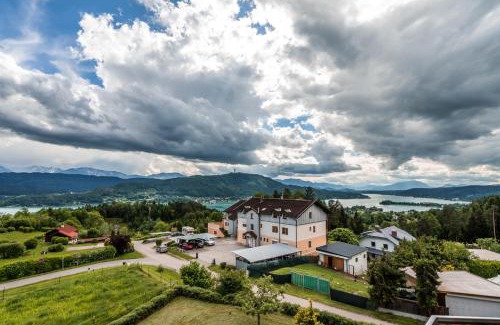Krumpendorf am Woerther See Apartment | Pet-Friendly Getaway at Appartements Pirkhof - 9/10 Rated