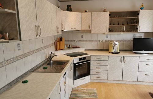 Sveti Tomaz House | Relaxation Awaits: Nature Retreat with Spa & Ocean View