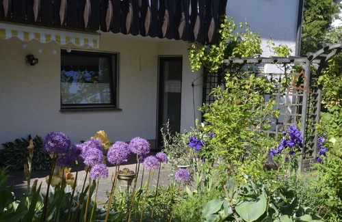 Schoenwald Apartment | Relaxing Getaway in Fichtelgebirge with Ocean View & Spa