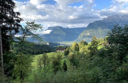 Wegscheid Apartment | Experience the Magic of Urlaub in den Zauberbergen