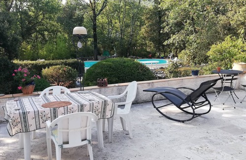 Lorgues House | Enchanting Getaway with Ocean Views and Family Amenities