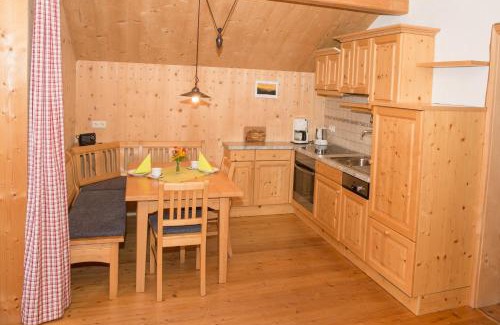 Scheibbs Apartment | Tranquil Retreat in the Woods - Lueg, Rated 10/10