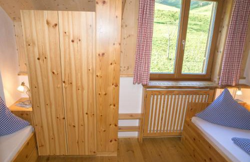Scheibbs Apartment | Tranquil Retreat in the Woods - Lueg, Rated 10/10
