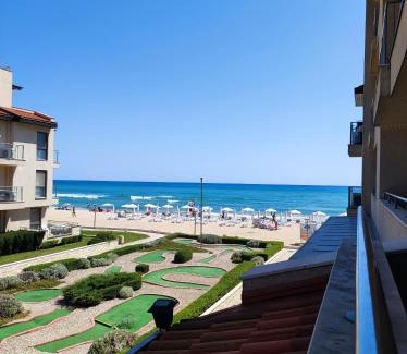 Obzor Apartment | Discover Obzor Beach Resort A109: Oceanfront Paradise Awaits