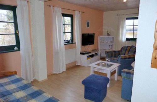 Bergen auf Ruegen Apartment | Family-Friendly Retreat at Urlaub unter Reet Awaits You