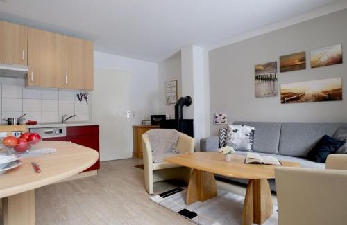 Ostseebad Boltenhagen Apartment | Discover Urlauberdorf 22b: Family & Pet-Friendly Escape