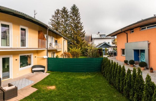 Parsch Apartment | Dream Getaway in Salzburg with Family-Friendly Amenities