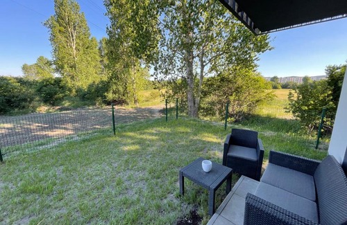 Rumia Apartment | Idyllic Apartment with Garden & Nature Views - 10/10 Rated