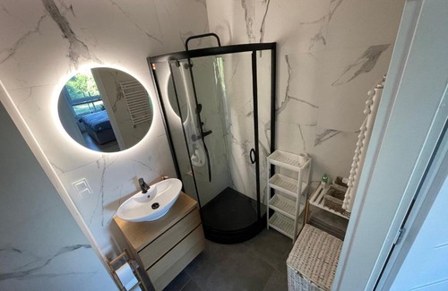 Rumia Apartment | Idyllic Apartment with Garden & Nature Views - 10/10 Rated