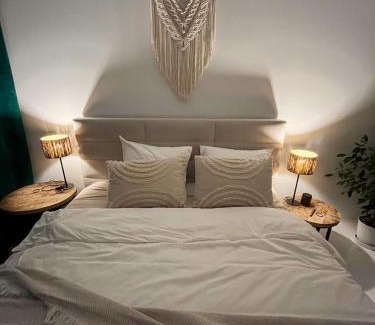 Poznan Apartment | Relaxing Retreat in the City: 9.9/10 Guest Rated Comfort