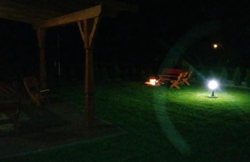 Nowa Sol House | Idyllic Lakeside Cabin with Family and Pet-Friendly Perks