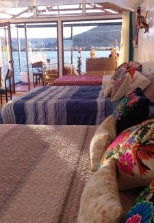 Puno Hotel | Discover Uros TITIKAKA Lodge: Pet-Friendly Oceanfront Stay