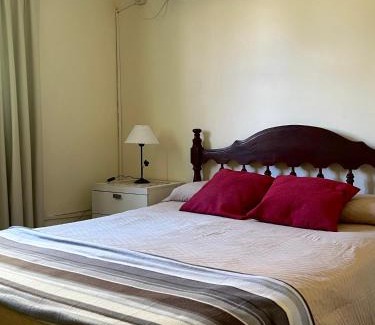 Tinogasta House | Comfortable Urqu-Pacha Alojamiento with Family-Friendly Amenities