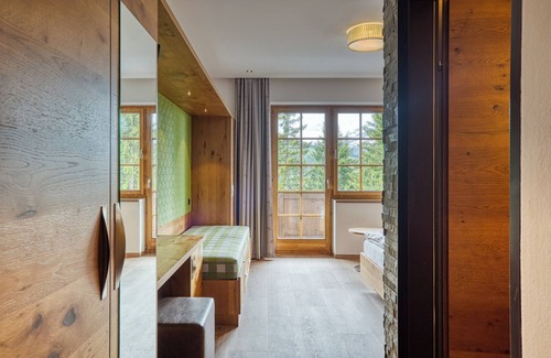 Konigsleiten Hotel | Explore Ursprungs Panorama Hotel Königsleiten - Rated 9.8