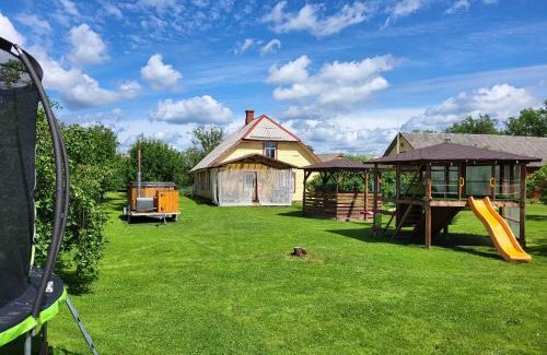 Antsla Parish House | Unwind at Urvaste Vana-Söödi Puhkemaja with Pool & Hot Tub
