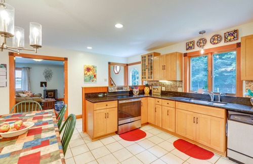 Plainfield House | Cozy Meriden Village of Plainfield Home with Pet-Friendly Amenities
