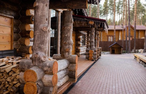 Medvezhyegorsk Villa | Oceanfront Getaway at Karhumaki Sport and Spa