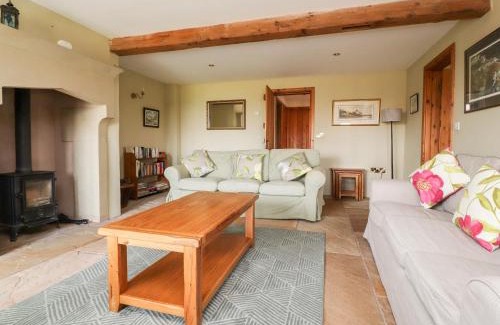 Fourstones Near Bentham House | Discover Usherwoods Dairy: A Pet-Friendly 5-Star Retreat